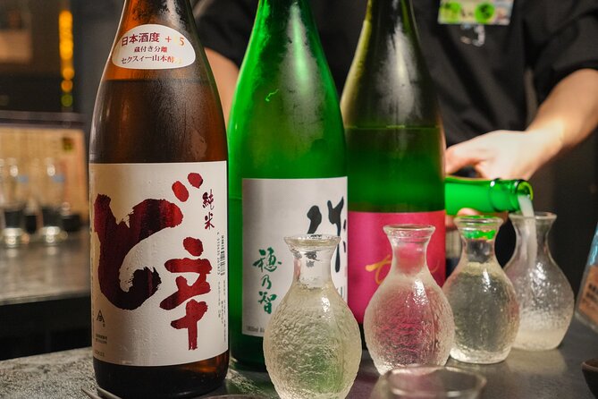[1 Group Only] Tokyo Shinjuku Food Tour for Family - The guides shape the night