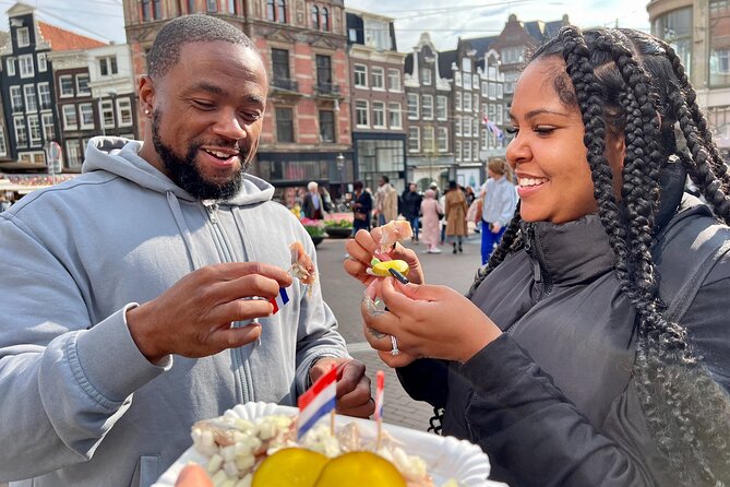 10 Tastes of Amsterdam: Food Tour by UNESCO Canals and Jordaan - A cheese-cellar start on Spuistraat
