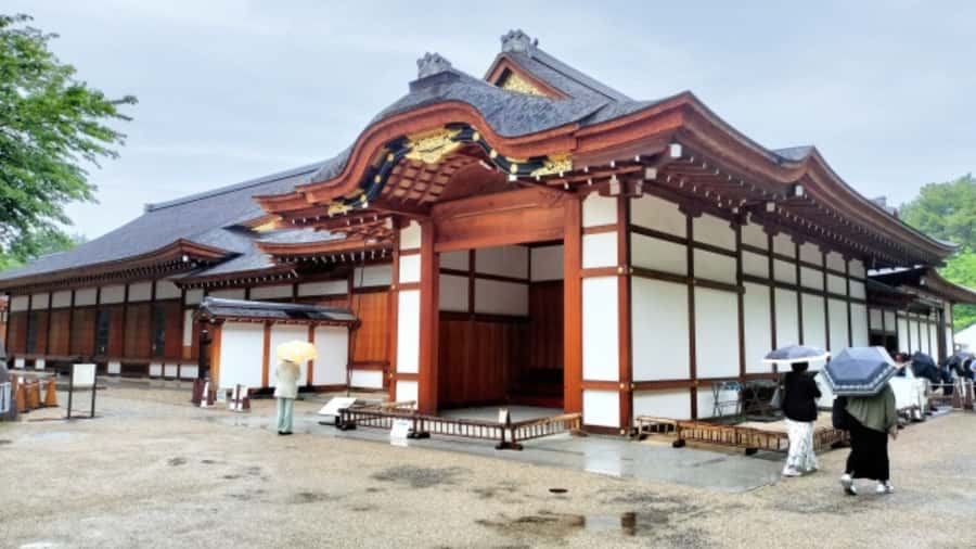 2.5-Hour Nagoya Tour: Castle History, Local Food & City View - Practical tips before you go