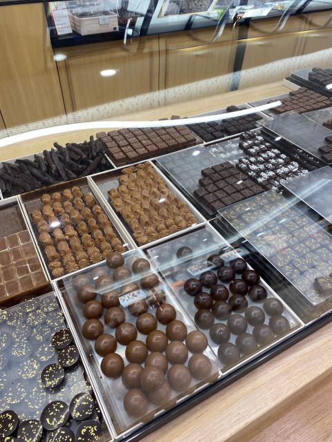 Aix-en-Provence: Guided Foodie Tour with Tastings - Who should book this experience?