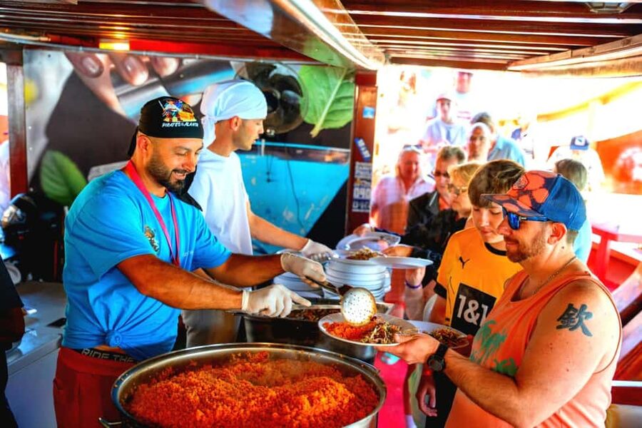 Alanya: Pirate Boat Tour with Food and Drinks - Lunch and a longer stop at Emirgan Ulas Mesire Yeri