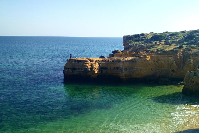Albufeira: A Local Experience w/food tasting & local shops - What the guide can add