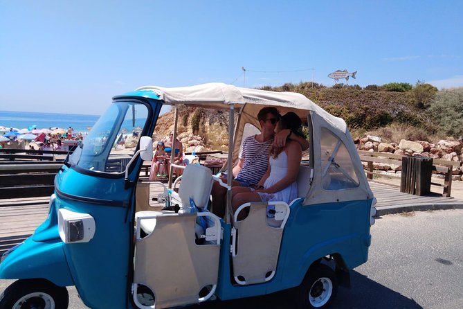 Albufeira: A Local Experience w/food tasting & local shops - Two viewpoints for the coast and beaches