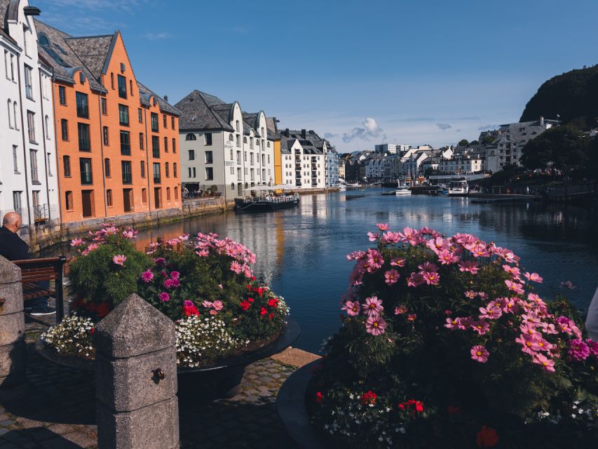 Ålesund: Guided Food Walking Tour - Who will enjoy this food walk most