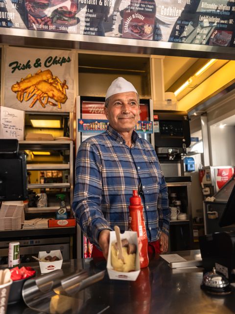 Ålesund: Guided Food Walking Tour - Flexible booking for a changing Norwegian schedule