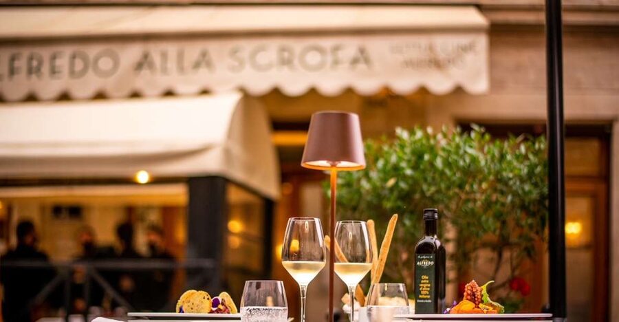Alfredo alla Scrofa Restaurant in Rome: Eat Like a Star - Choosing between lunch, dinner, and the pasta class