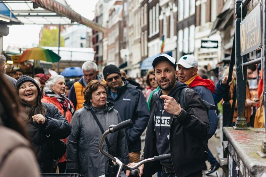 Amsterdam: Food and Culture Walking Tour with Tastings - How much food and sightseeing fit into 3.5 hours