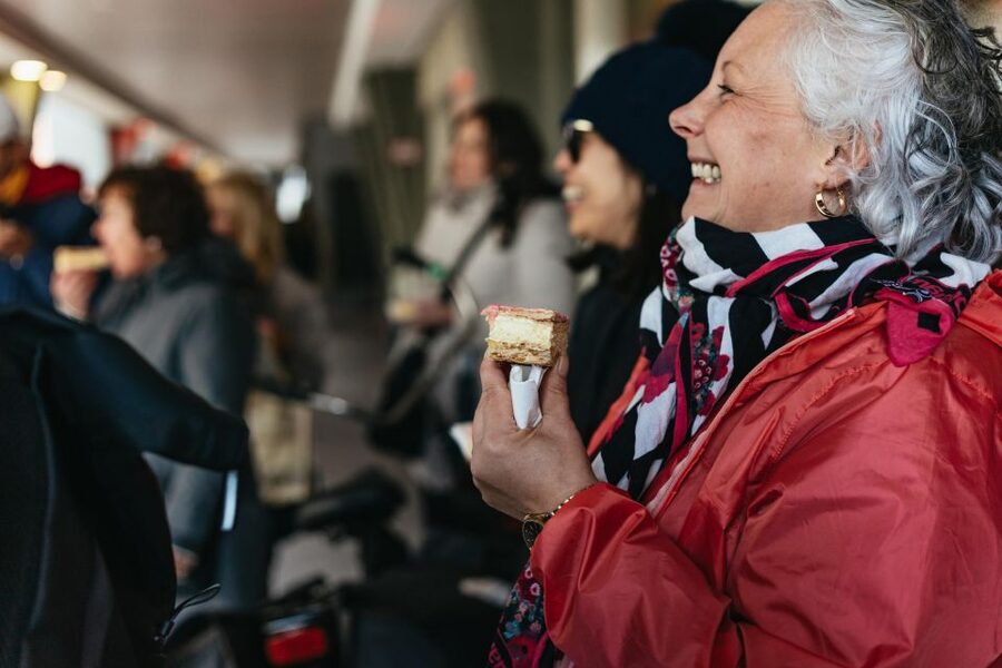 Amsterdam: Food and Culture Walking Tour with Tastings - Should you book it?