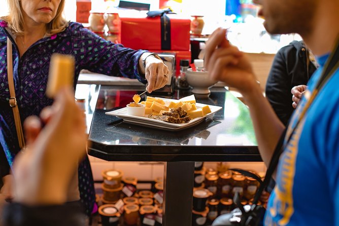 Amsterdam Jordaan Food & Drinks Tour with Eating Europe - Surinamese rotirol and Amsterdam’s wider table