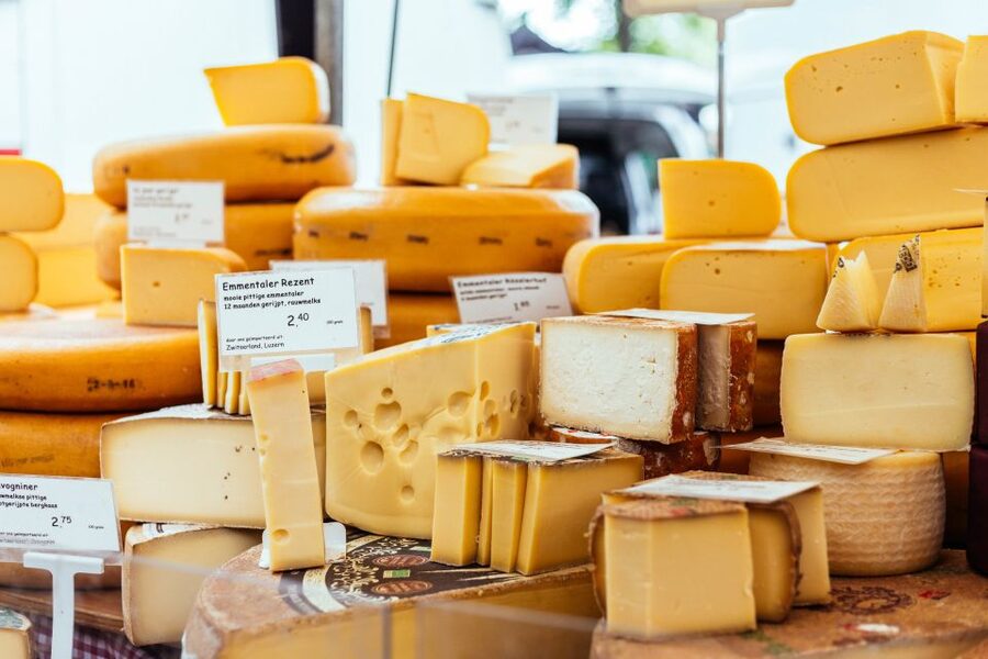 Amsterdam: Private Food Tour with a Local - De Pijp, cafés, bars, and family restaurants