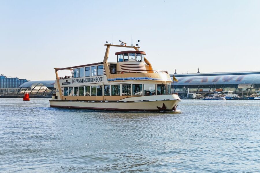 Amsterdam: River Cruise With All-You-Can-Eat Dutch Pancakes - Should you book the Pannenkoekenboot?