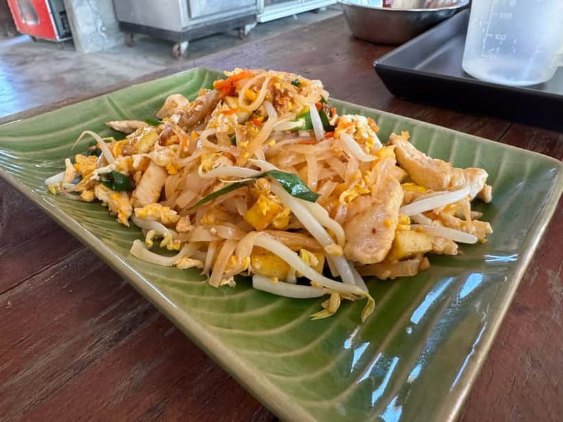 Ao Nang: Hands-on Learn to Cook 3 Popular Thai's street food - Timing, group size, and the ride home