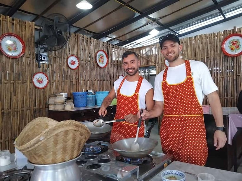 Ao Nang: Hands-on Learn to Cook 3 Popular Thai's street food - Arriving at the open-air kitchen