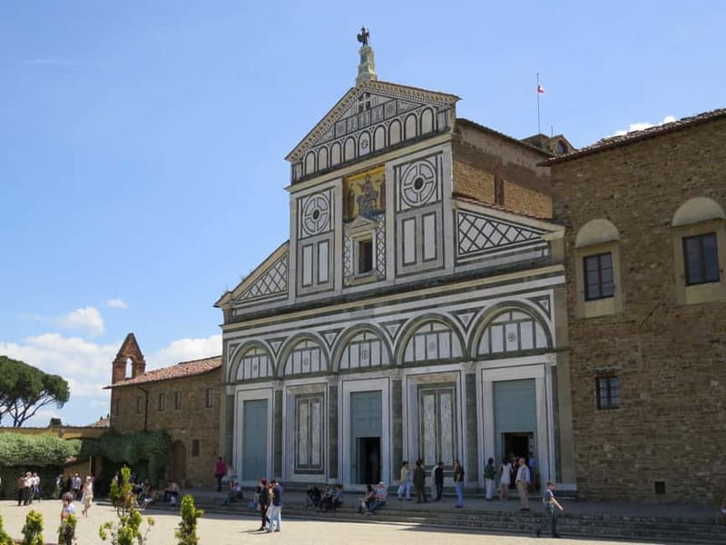 Around Florence Hills: App‑Guided e‑Vespa Tour + Wine&Food - Following the app through Fiesole