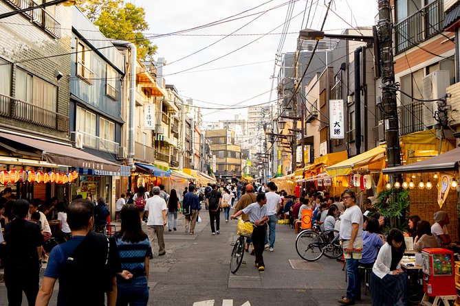 Asakusa Highlights: Street Food Crawl Tour (7+ Local Bites) - Why this Asakusa food walk works so well