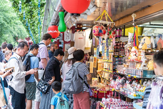 Asakusa Highlights: Street Food Crawl Tour (7+ Local Bites) - What the small group changes