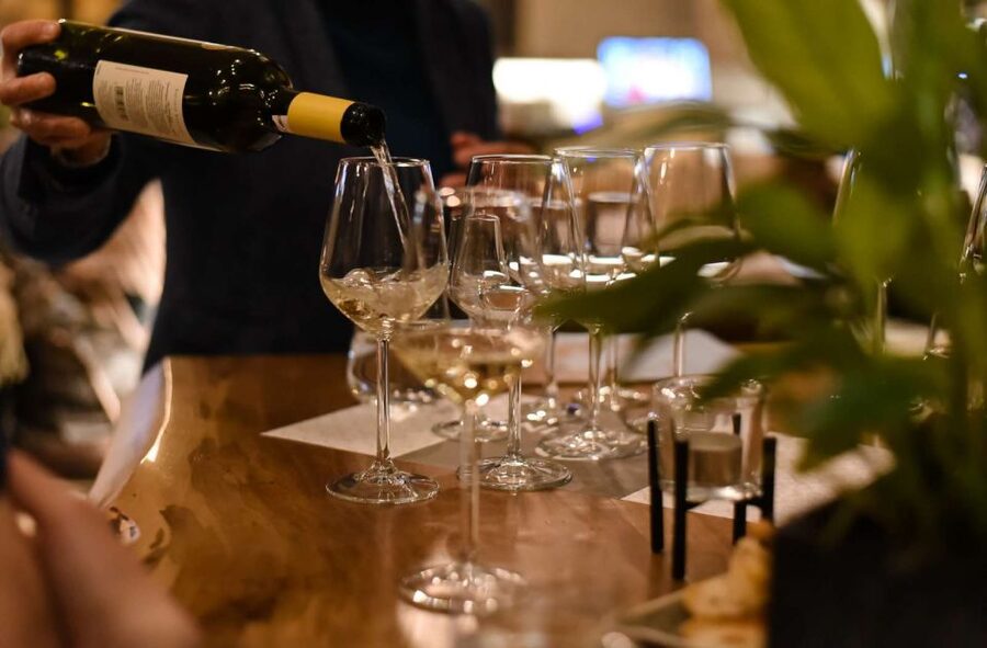Athens: Premium Food and Wine Tasting Tour in the evening - Four Greek wines at a premium wine bar