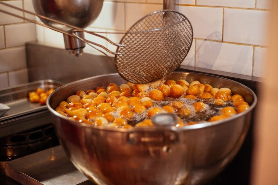 Athens: Private Food Tour – 10 Tastings With Locals - Who will enjoy this Athens food walk?