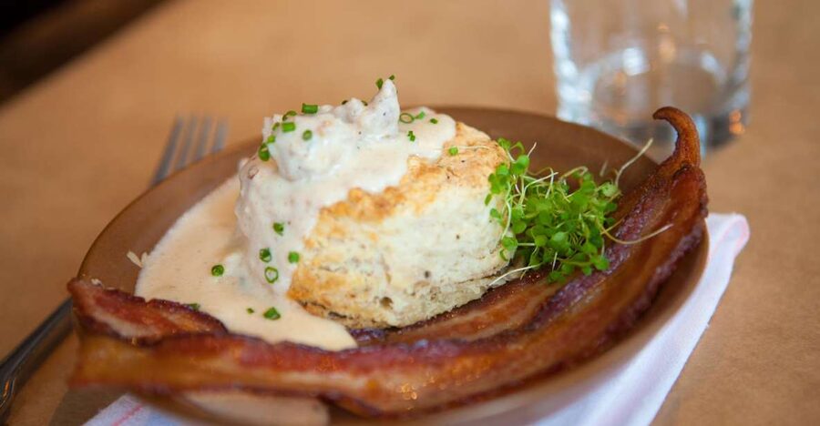 Atlanta: Beltline Food, Street Art, and History Walking Tour - Six tastings, from biscuits to dumplings