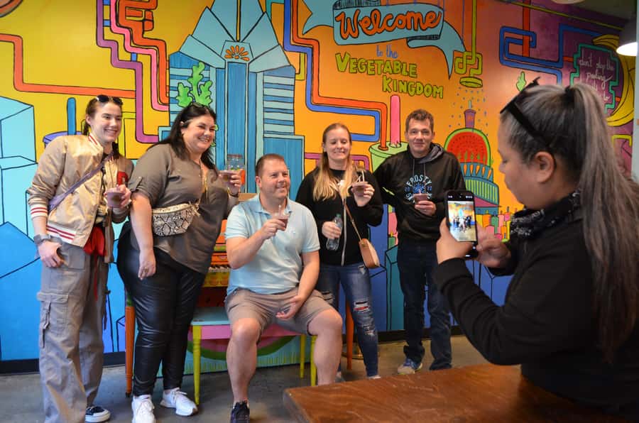 Austin: Downtown Food Tour with 6+ Tastings of Local Flavors - Meeting at Fareground and getting started
