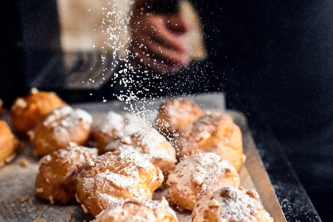 Pastry, Montmartre