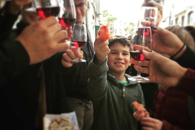Award-Winning Original Lisbon Food Wine Tour: 19 Curated Tastings - Who should book this Lisbon food tour?