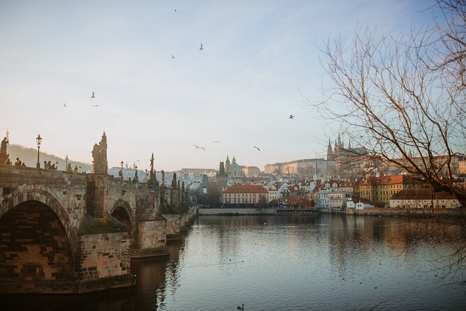 Award-Winning Prague Evening Old Town Food and Drink Tour - Who should book this tour?