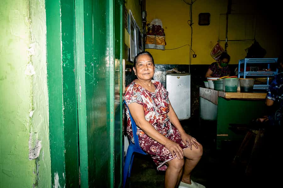 Bali: Bites Food Tour with over 15 Tastings - Soto babat at a long-running family eatery