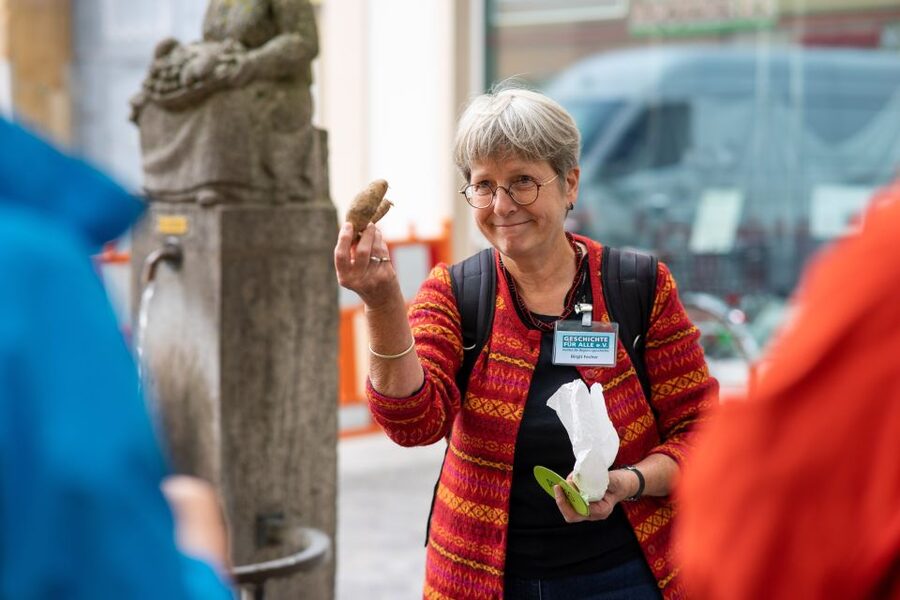 Bamberg: Guided Historical Culinary Tour - Finishing at Eckerts Wirtshaus with a full beer