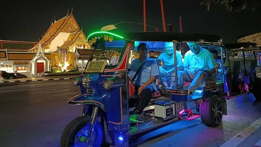 Bangkok Adventure Tuk Tuk Food Tour - Who should book this Bangkok food tour?