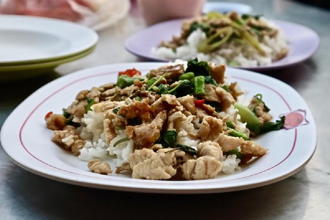 Bangkok by Night Food Tour with 10+ Tastings in Chinatown - Chinatown is the real heart of the food walk