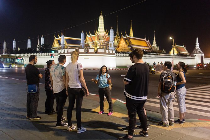 Bangkok by Night: Temples, Markets and Food Tuk-Tuk Tour - Chinatown finishes the night with dessert