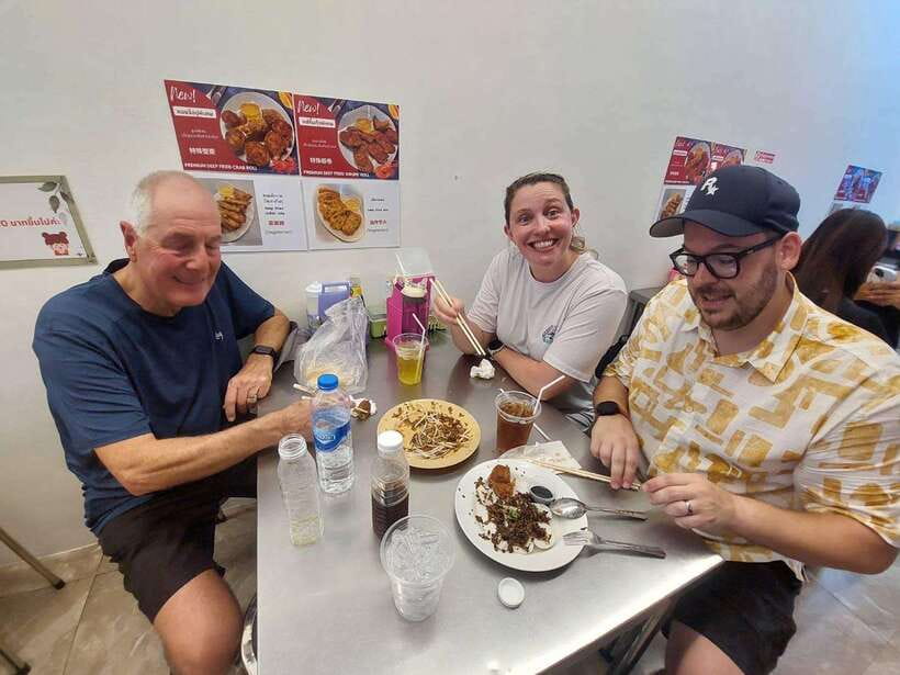 Bangkok: Chinatown Food Tour with Michelin Food Stalls - The Michelin-recognized stop
