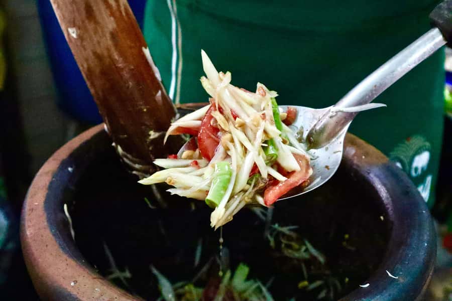 Bangkok: Chinatown Street Food Tour with 8+ Local Dishes - The secret dish and the value of surprise