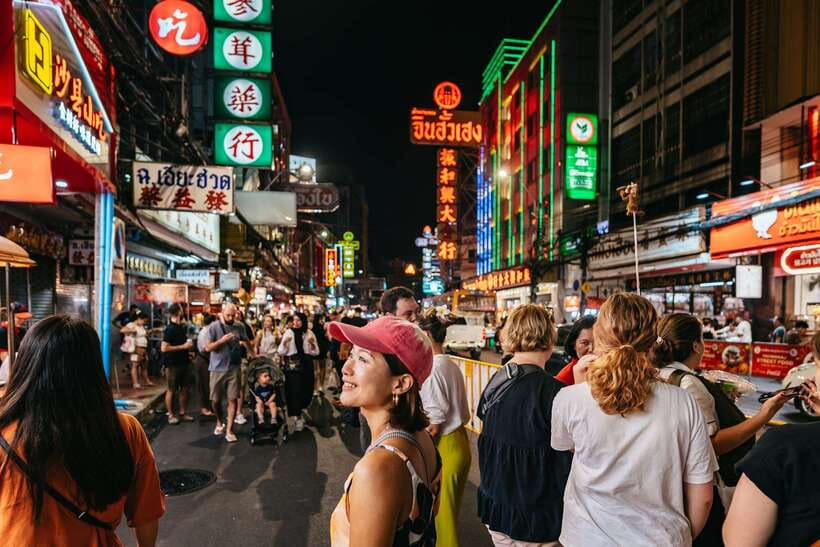 Bangkok: Michelin Guide Street Food Tour by Tuk Tuk - Tuk tuk rides, timing, and group comfort