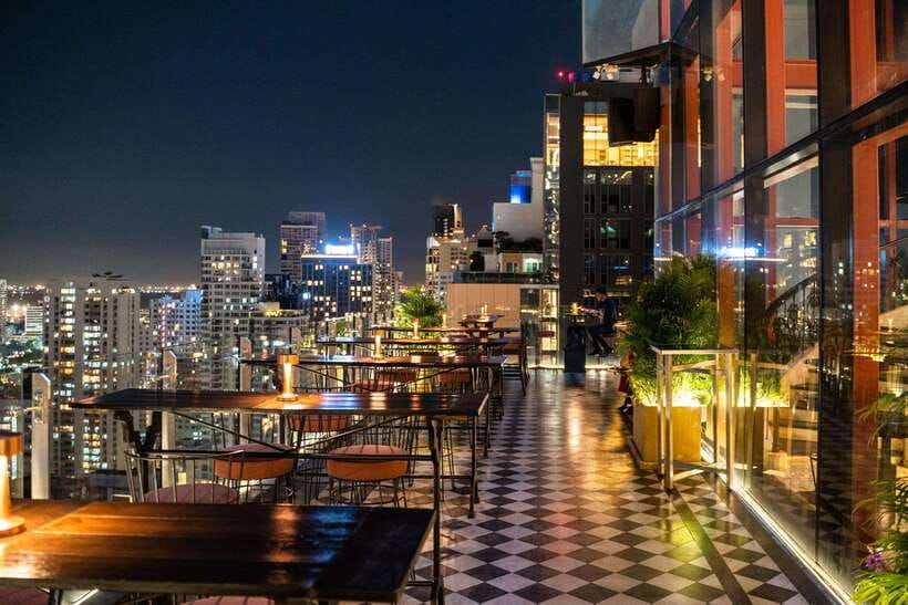 Bangkok: Mojjo Rooftop Lounge & Bar Food & Beverage Package - Signature drinks, premium spirits, and the value question
