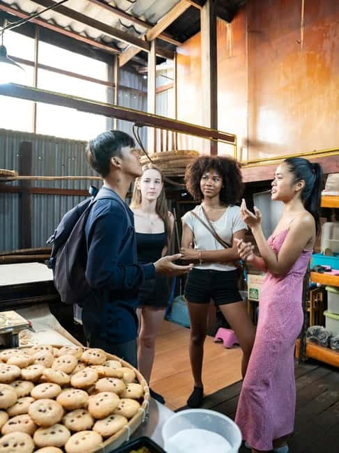 Bangkok: Must-Try Hidden Bike & Food Experience - Weather, clothing, and practical planning