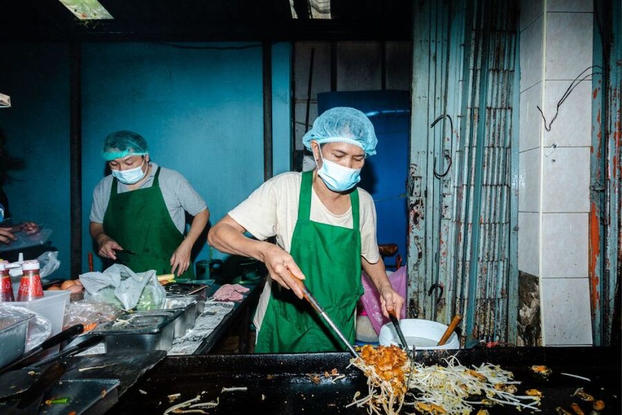 Bangkok: Old Siam Food Tour with 15+ Tastings - Starting near Big C and moving onto the khlong