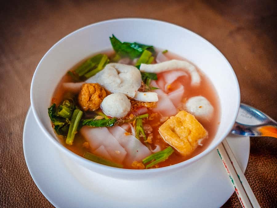 Bangkok: Street Art and Street Food Walking Tour - Bangkok on foot, with food as your map
