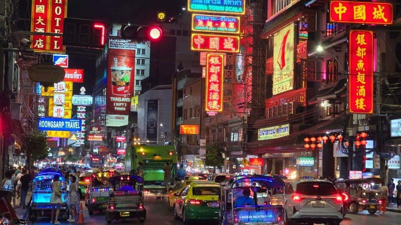 Bangkok: Street Food Tasting Tour at Night - Key points to know before booking