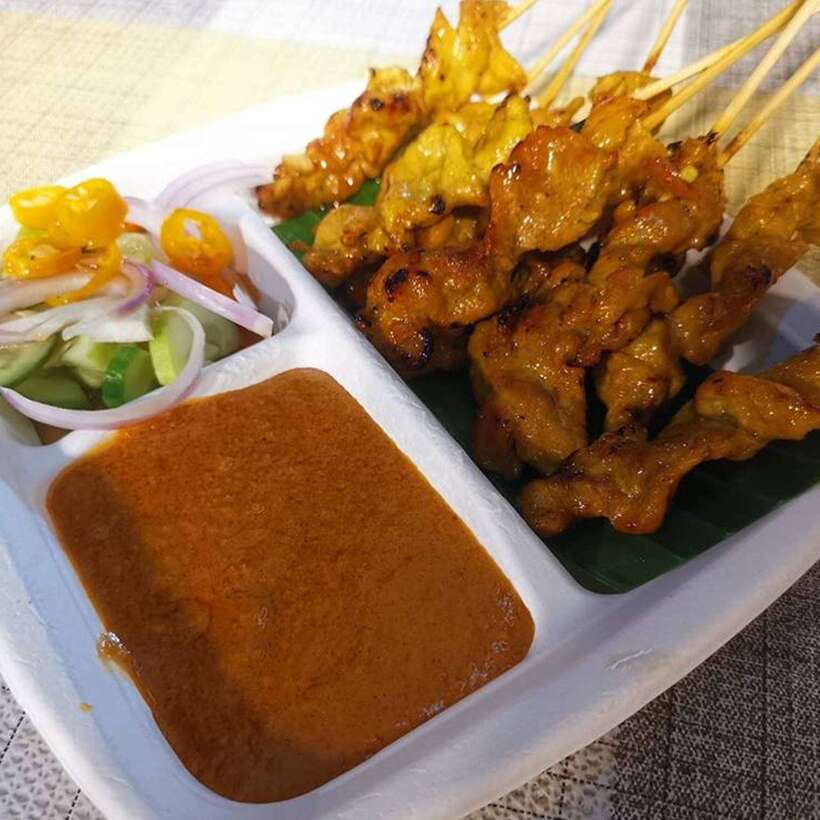 Bangkok: Street Food Tasting Tour at Night - Hygiene and comfort: what to consider