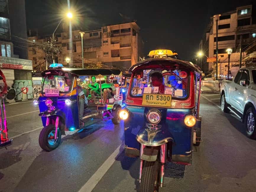 Bangkok: Tuk Tuk Adventure Chinatown Michelin Food & Temples - The first Michelin-recommended food tasting
