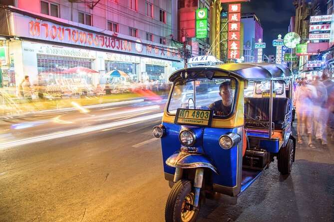 Bangkok Tuk-Tuk Tour by Night with Chinatown Street Food Meal - Tuk-tuk rides through Bangkok at night