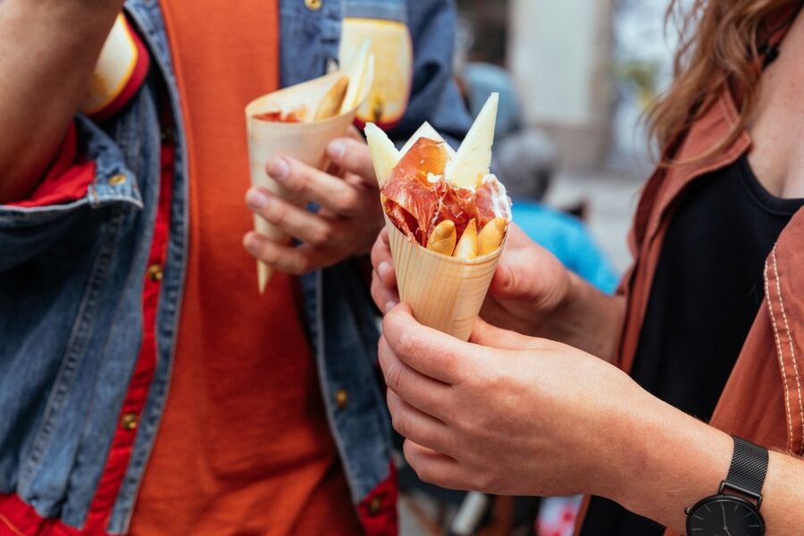 Barcelona: 2-Hour Bites & Flavors Private Food Tour - A private route is more flexible than a fixed group tour