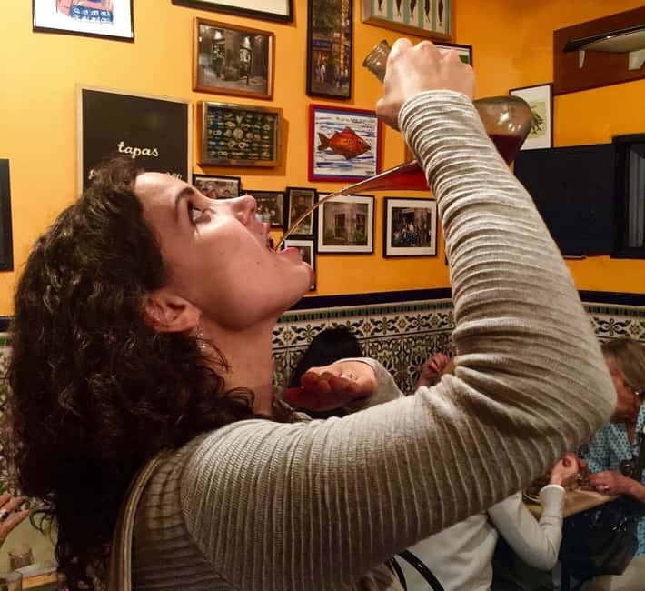 Barcelona: 3-Hour Sips, Sites & Bites Food & History Tour - Is this Barcelona food tour worth booking?