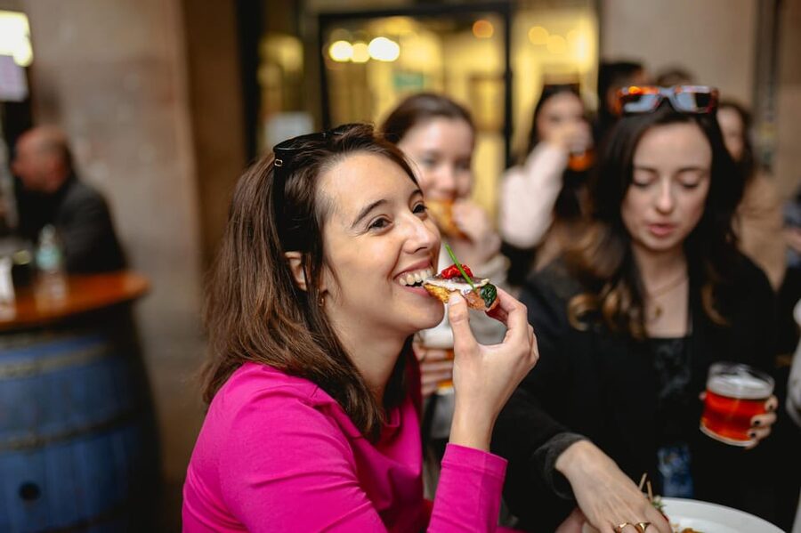 Barcelona: El Born Food Walking Tour with Tapas and Drinks - Why this Barcelona food tour works