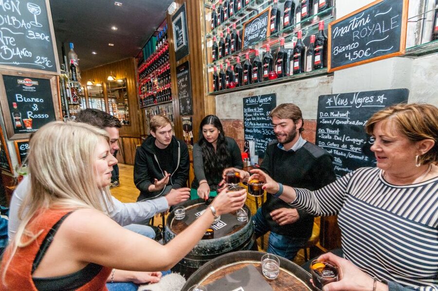 Barcelona Gourmet Food & Wine Tour with Local Expert - First stop: four tapas and local wine