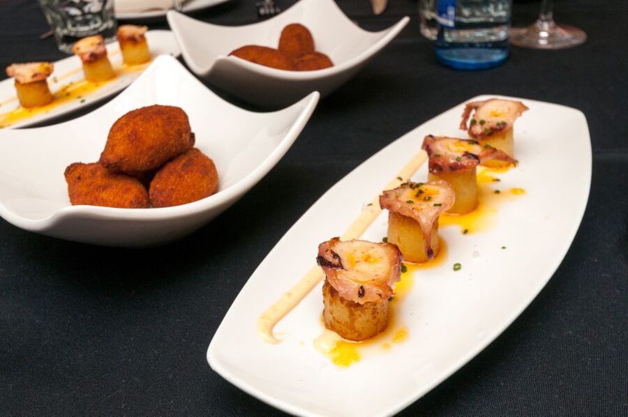 Barcelona Gourmet Food & Wine Tour with Local Expert - The pace, walking, and practical details