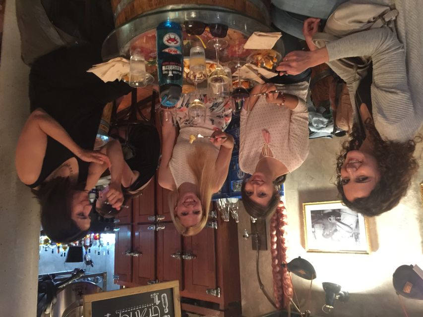 Barcelona: Market, Tasty Tapas/Food and Gothic History Tour - Catalan classics: sausage, tomato bread, and salad