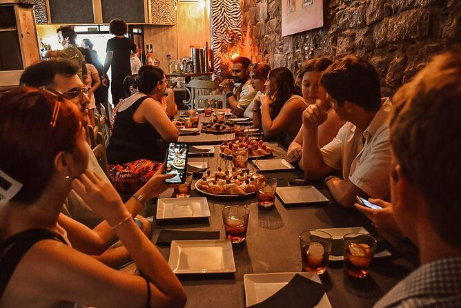 Barcelona Tapas Walking Tour: Food, Wine & History - Food quality and the shape of the meal